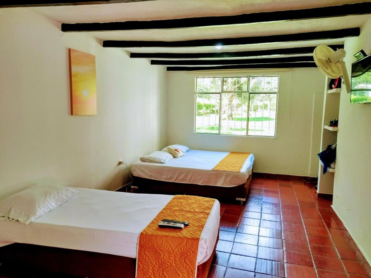 Hotel Playa By Marbar Hoteles Villeta Eksteriør billede